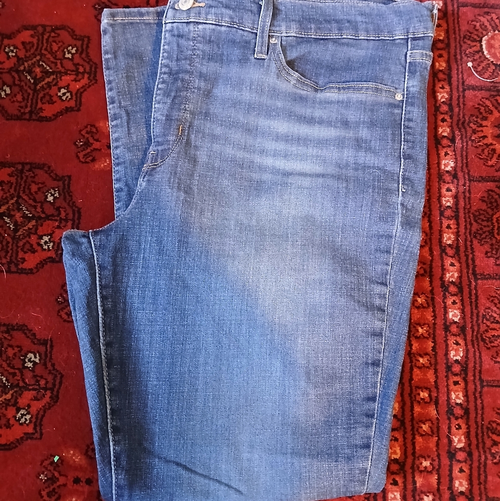Levi's 311 Shaping Skinny Jeans - Picture 3 of 5